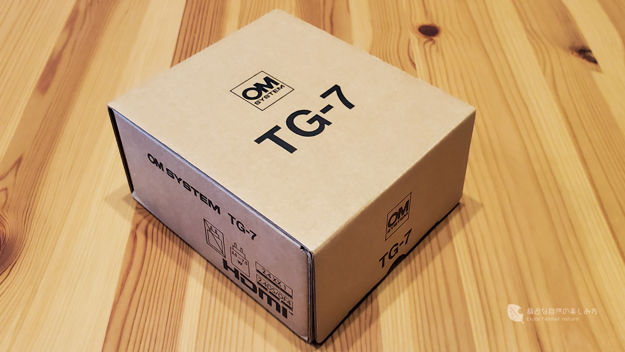 Tough TG-7の箱